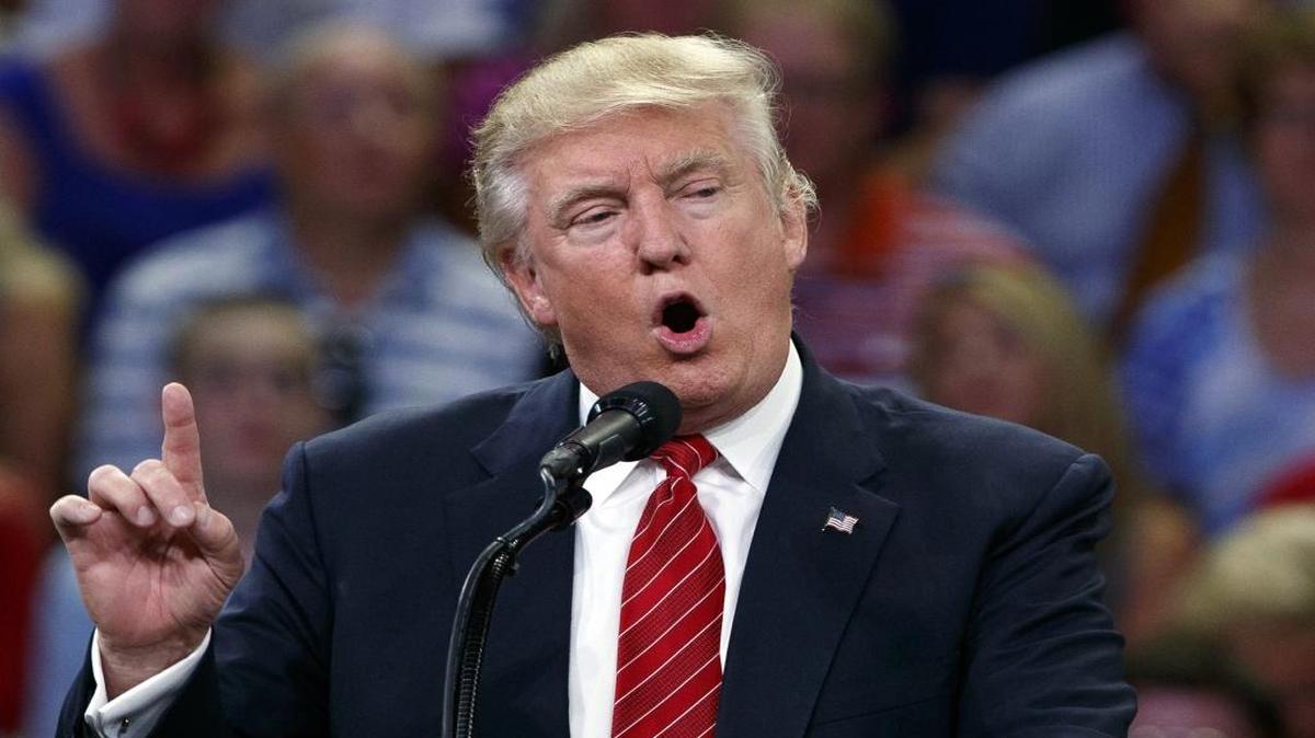 Trump would be a reckless and dangerous president, Republican foreign policy experts say.