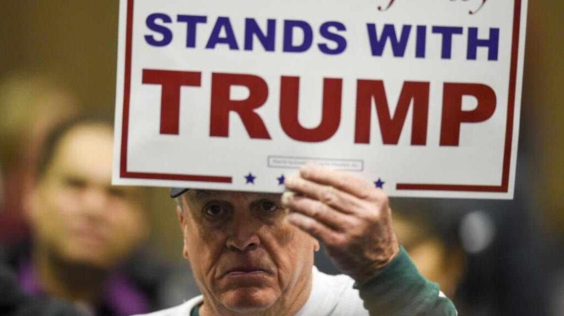 Why don’t moderate Democrats and Republicans form a new political party?