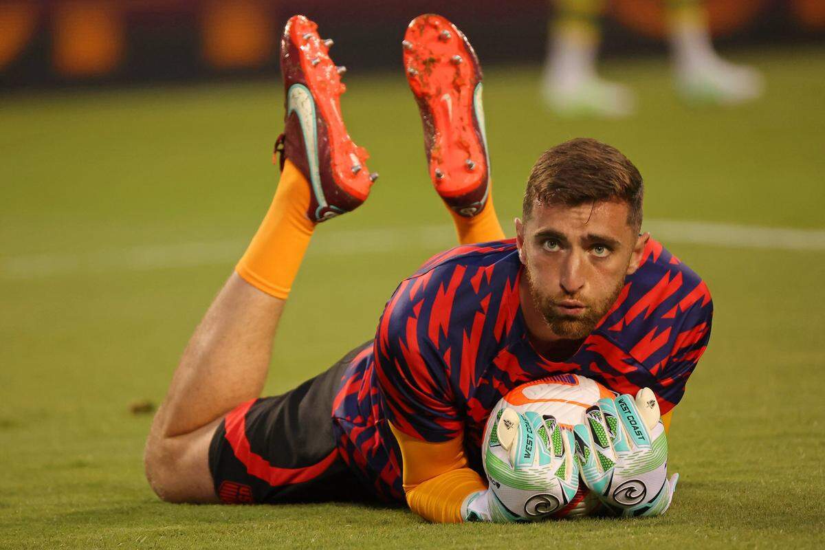 Jun 24, 2023; Chicago, Illinois, USA; United States goalkeeper Matt Turner (1) warms up before the game against Jamaica at Soldier Field. Mandatory Credit: Jon Durr-USA TODAY Sports