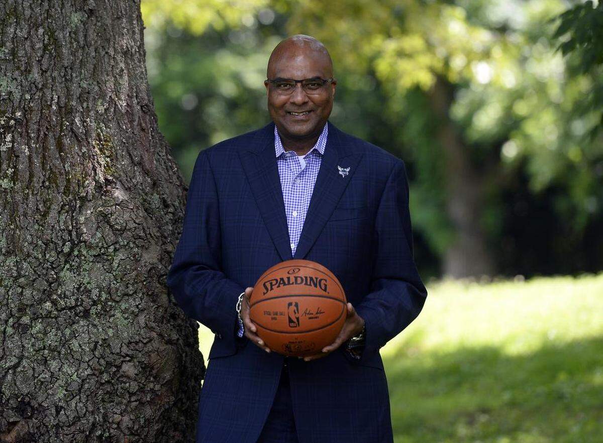 Fred Whitfield, the president of the Charlotte Hornets, brought Carl Scheer back to work for his old team in 2010. Whitfield still regularly visits Scheer in his nursing facility. Scheer knows that Whitfield’s first name is “Fred,” but sometimes is hazy as to what Whitfield’s job is these days.