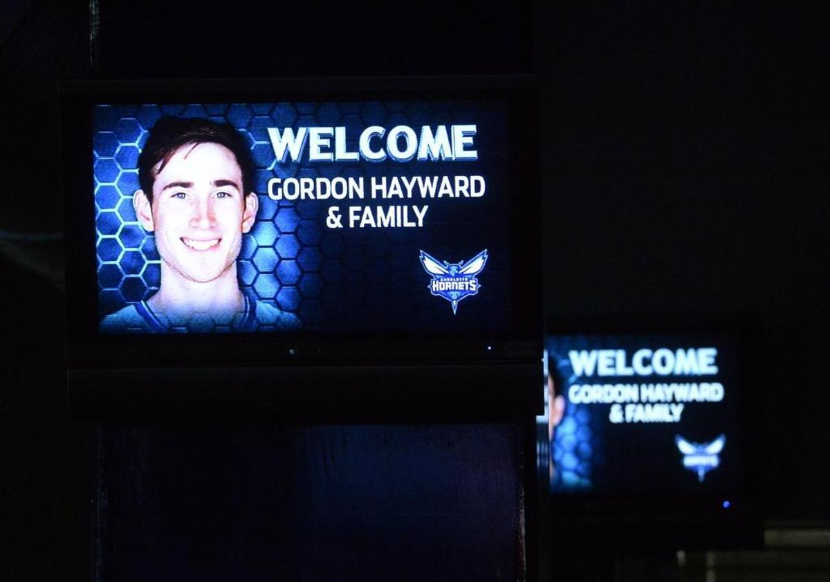 TV screens throughout then-Time Warner Cable Arena welcomed restricted free agent Gordon Hayward in July 2014.