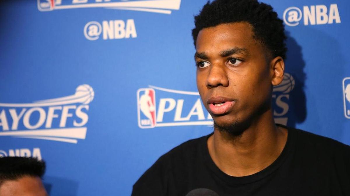 Miami Heat center Hassan Whiteside accused Charlotte Hornets Cody Zeller and Jeremy Lin of flopping in this playoff series.