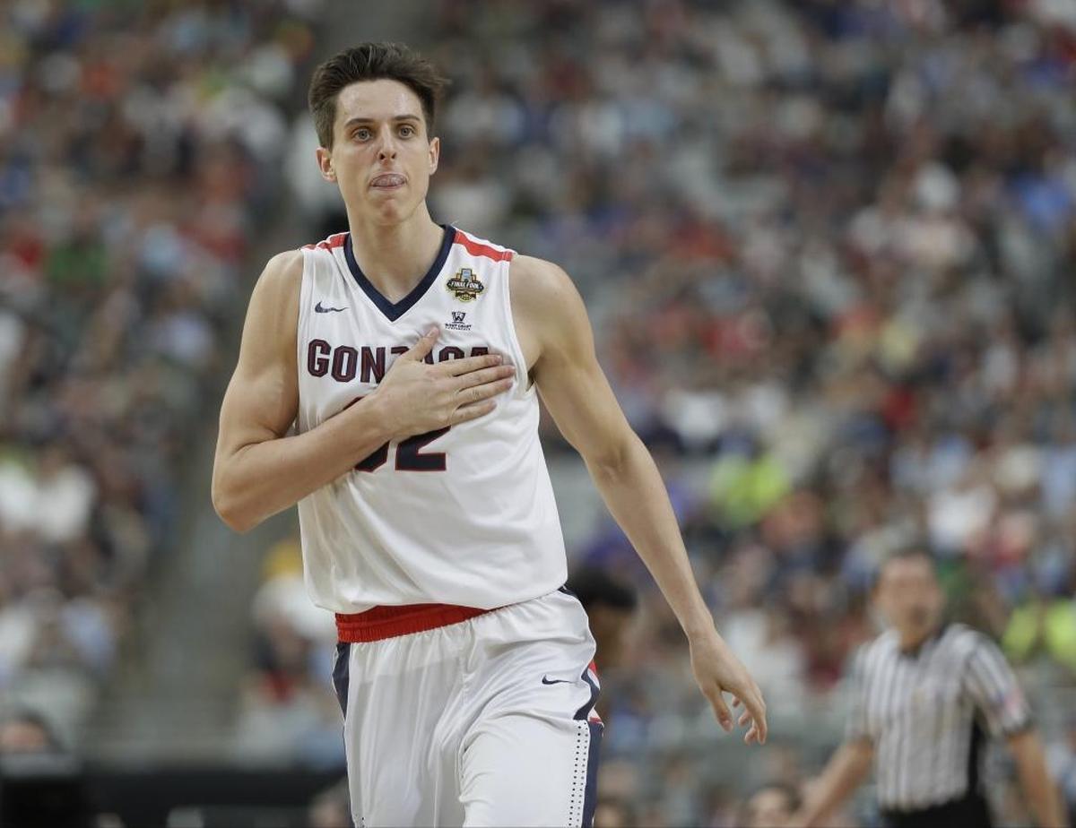 Gonzaga center Zach Collins wouldn’t be a bad choice for the Hornets.