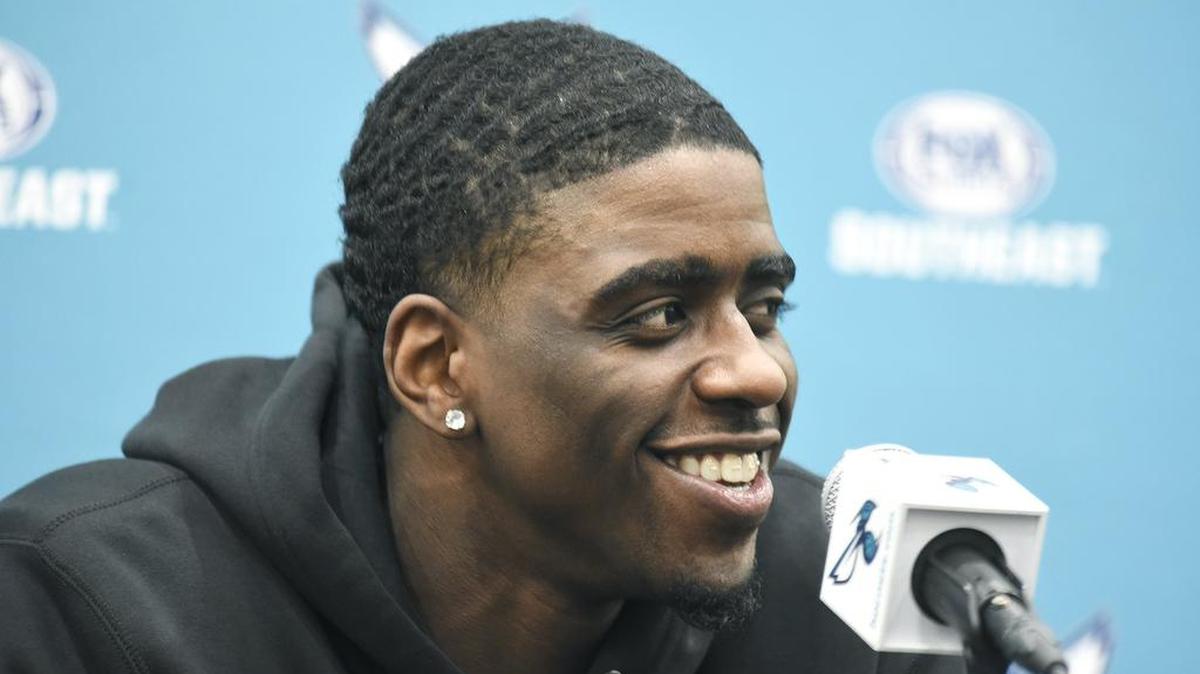 The Charlotte Hornets’ abundance of wing players has left second-year player Dwayne Bacon outside the playing rotation.