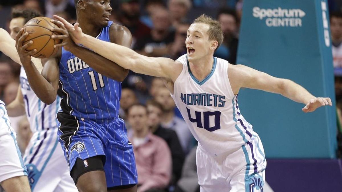Charlotte Hornets center Cody Zeller (right) was placed in the NBA’s concussion protocol Monday. He took an elbow to the head in Saturday’s home loss to Cleveland.