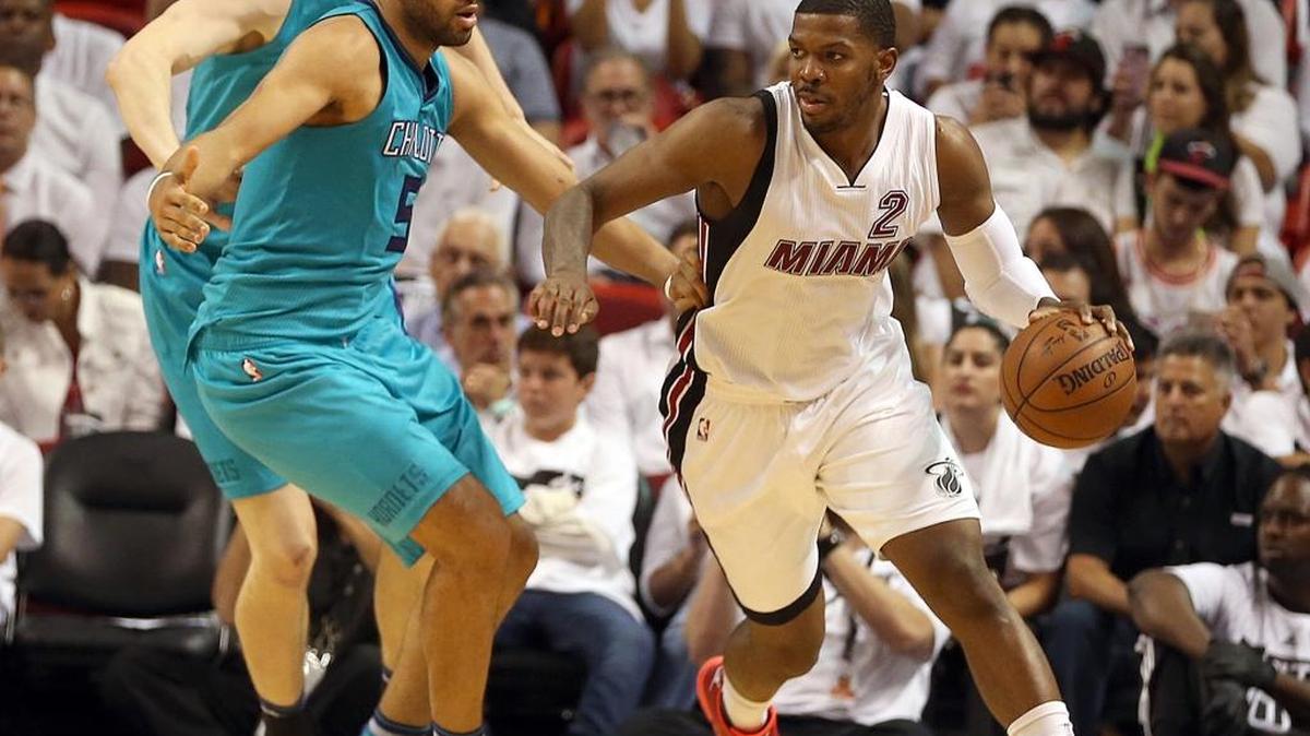 Charlotte Hornets forward Nic Batum (5) suffered a left foot strain in Wednesday’s playoff loss to the Miami Heat.