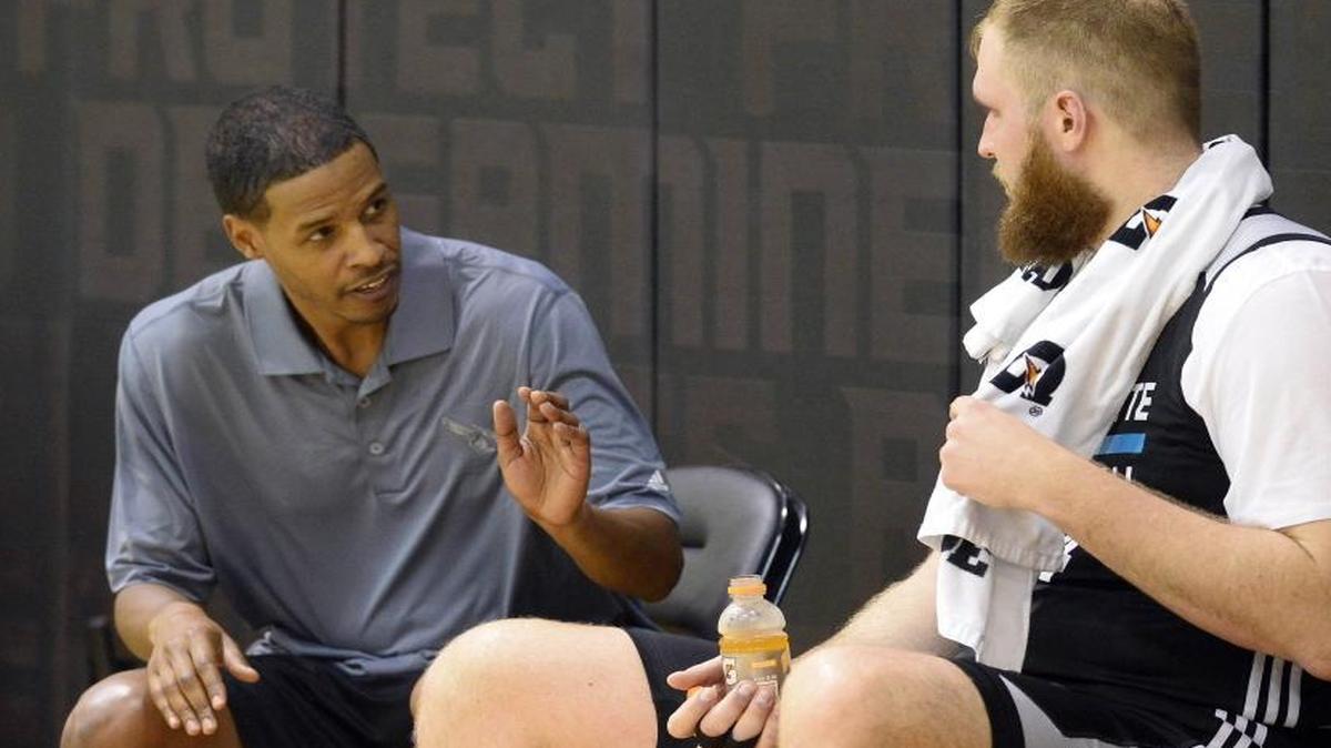 Stephen Silas, left, has been promoted to Charlotte Hornets associate head coach.