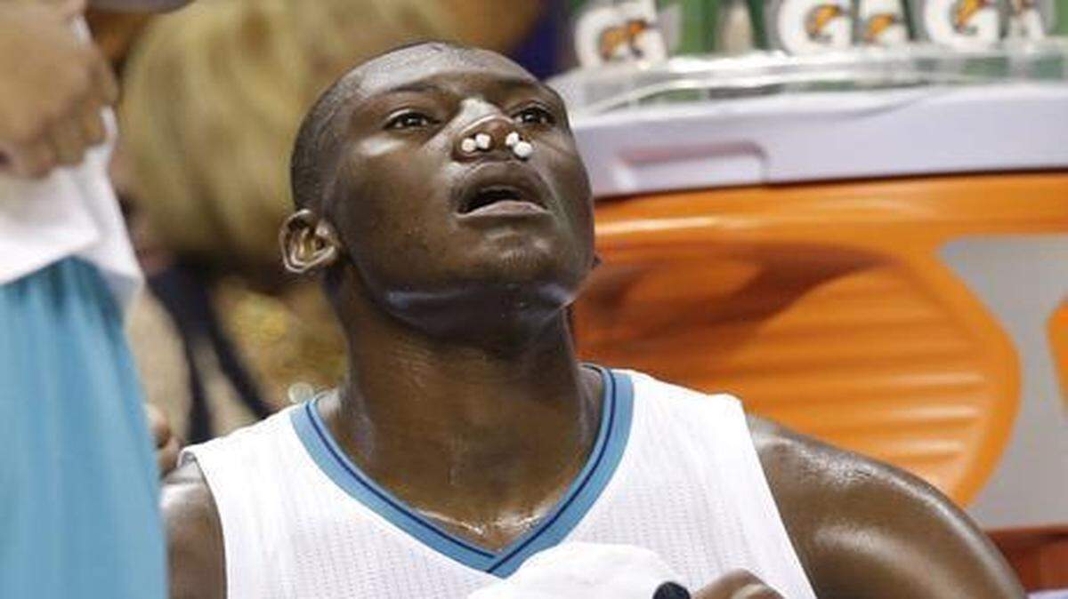 
Charlotte Hornets center Bismack Biyombo broke his nose late in Saturday’s victory over the Philadelphia 76ers.
