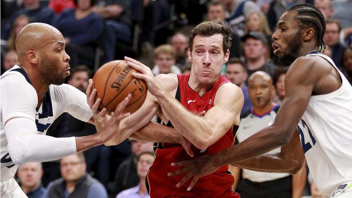 Miami Heat guard Goran Dragic (center) was named Eastern Conference Player of the Week on Monday.
