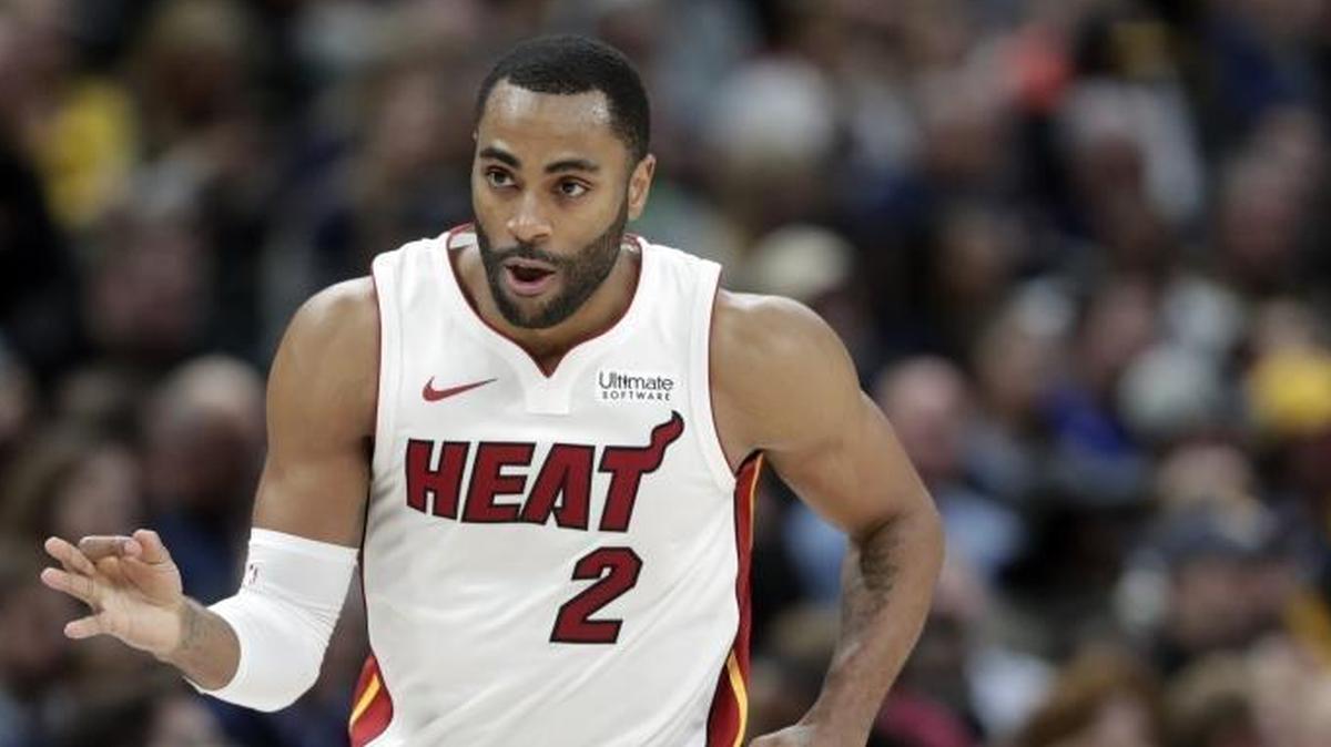 Charlotte Hornets coach Steve Clifford says Miami Heat guard Wayne Ellington (2), who played at North Carolina, is a great example to young NBA players of the power of self-improvement.