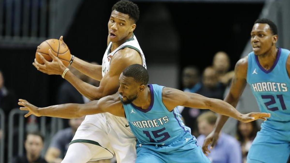 Milwaukee Bucks forward Giannis Antetokounmpo scored a season-low in points against the Hornets on Wednesday, but that doesn’t mean the team played good defense.