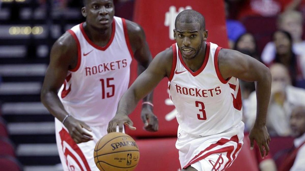 Former Wake Forest star Chris Paul (3), now with the Houston Rockets, will miss Friday’s game in Charlotte against the Hornets with a left knee injury.
