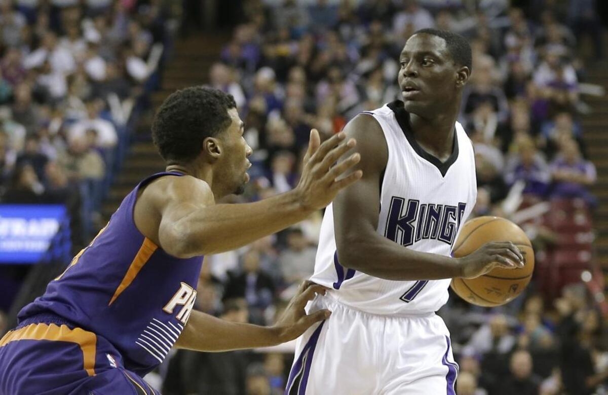 Sacramento Kings free agent point guard Darren Collison is among the high-end options that might be out of the Charlotte Hornets’ reach as they seek a backup for Kemba Walker.