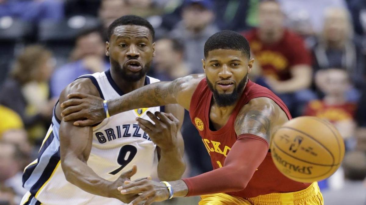 Indiana Pacers star Paul George, at right, one of the NBA’s most skilled offensive players, will be tested by Charlotte Hornets defensive-specialist Michael Kidd-Gilchrist.