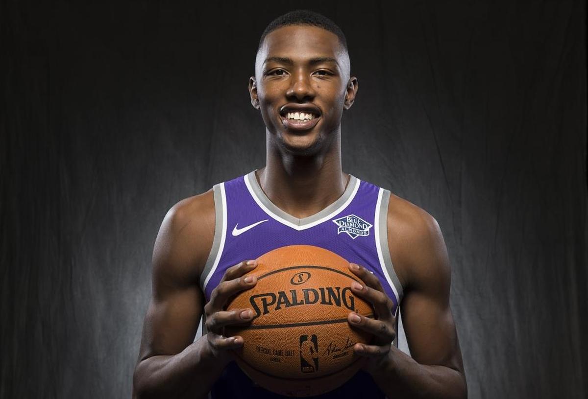 While he’s not playing, Sacramento Kings rookie Harry Giles says he’s adjusting to NBA life as he travels the country.