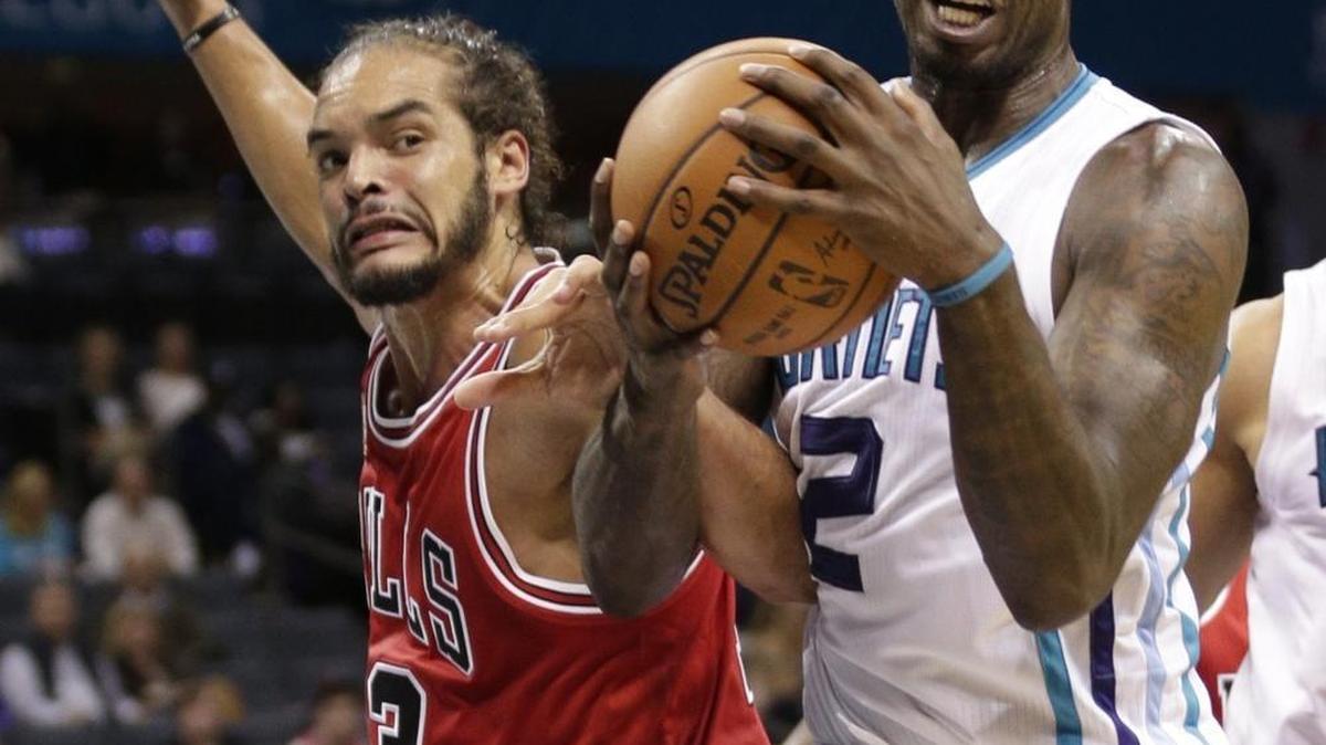 Charlotte Hornets forward Marvin Williams, right, says if the transition defense doesn’t improve, Wednesday’s 20-point deficit will be a regular occurence.
