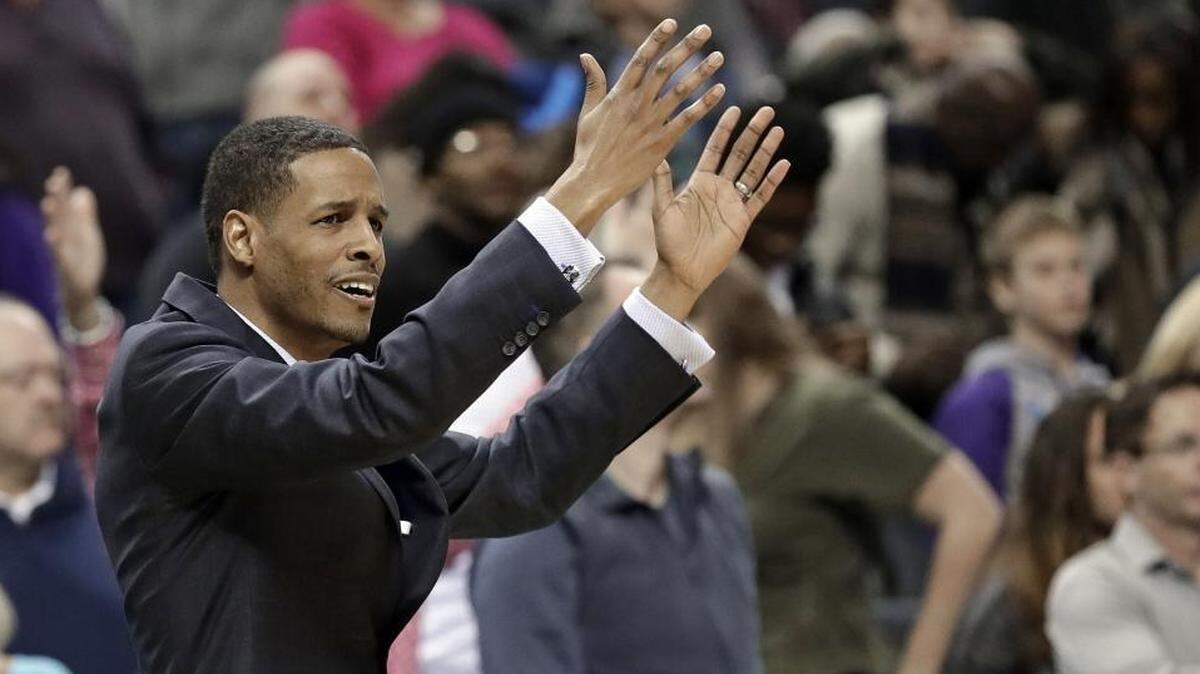 On the surface, this Charlotte Hornets team’s refusal to quit may seem a reason for optimism, and at least it was for acting head coach Stephen Silas after Saturday’s 93-91 loss to the Portland Trail Blazers.