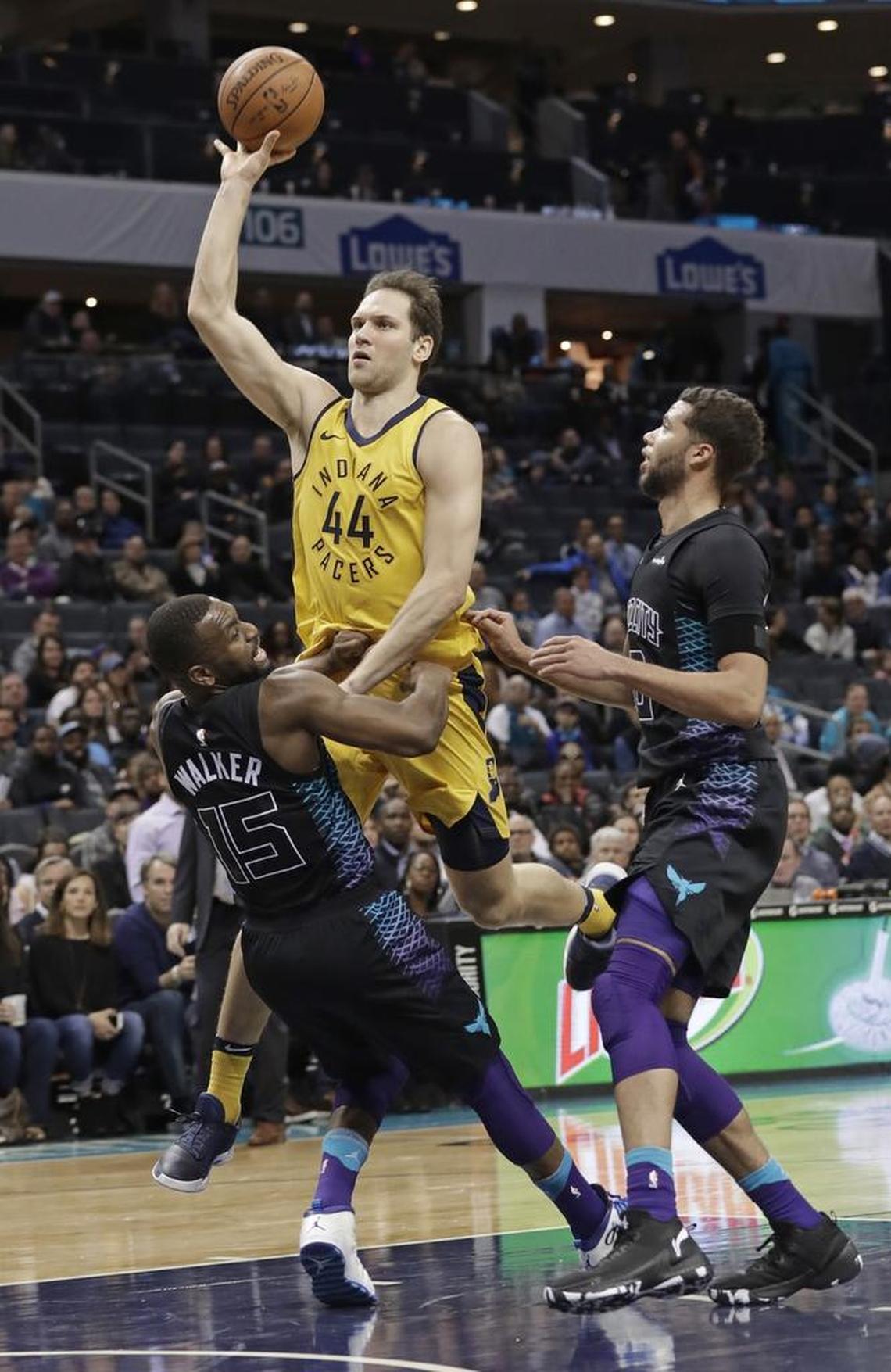 There are many things to love about how Charlotte Hornets guard Kemba Walker plays, including his willingness to sacrifice his body.