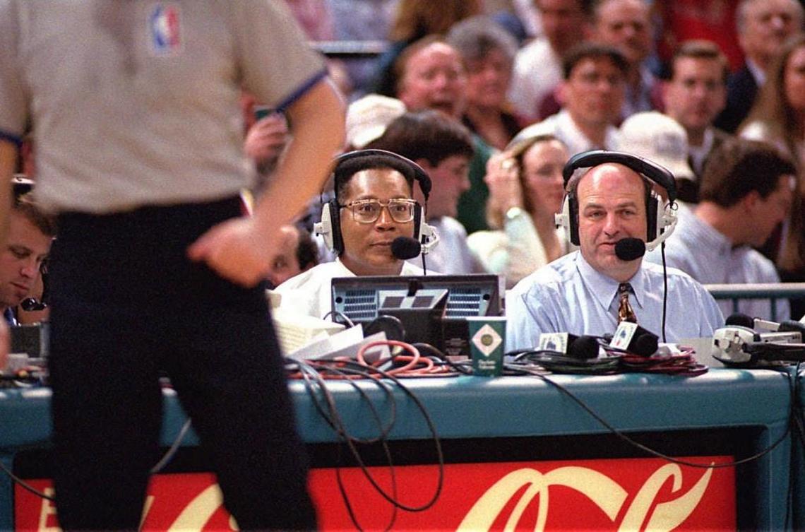 Steve Martin (right), pictured with former color analyst Gil McGregor, has called every season of the NBA in Charlotte, either on radio or television, since the original Hornets’ debut in 1988, The Hornets announced Tuesday Martin will retire at the end of the 2017-18 season.
