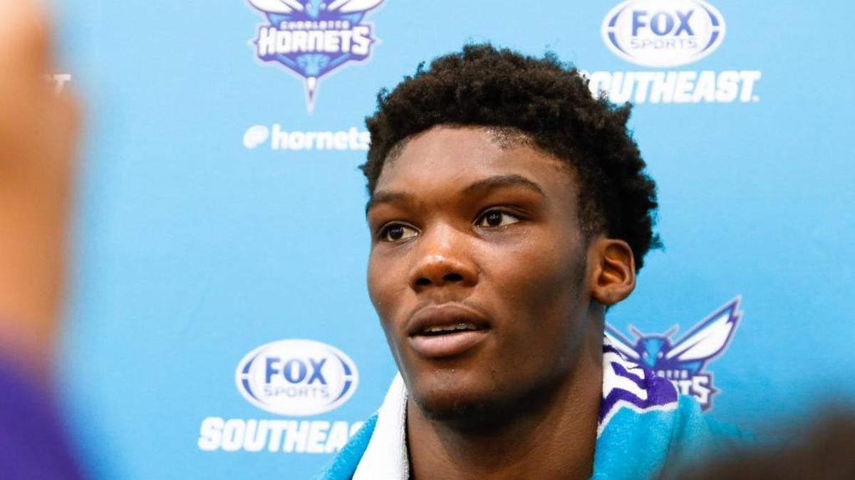 Texas A&M’s Robert Williams had a pre-draft workout with the Charlotte Hornets on Saturday. Williams, a 6-foot-9 center/forward, averaged 10.4 points and 9.2 rebounds as a sophomore last season.