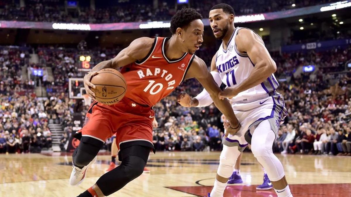 Toronto Raptors guard DeMar DeRozan (10) runs against the NBA trend of prolific backcourt scorers relying heavily on the 3-point shot.
