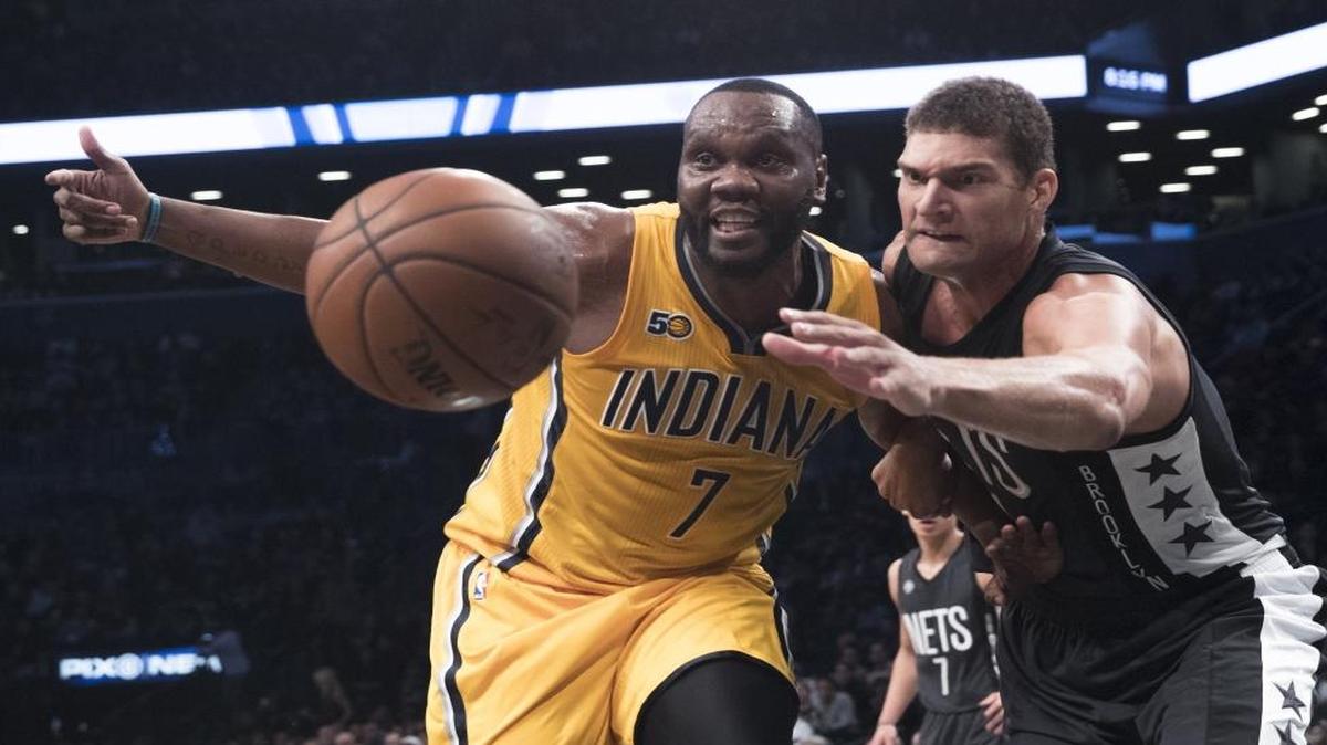 Former Charlotte Hornets center Al Jefferson (7) signed a free-agent contract with the Indiana Pacers in July.
