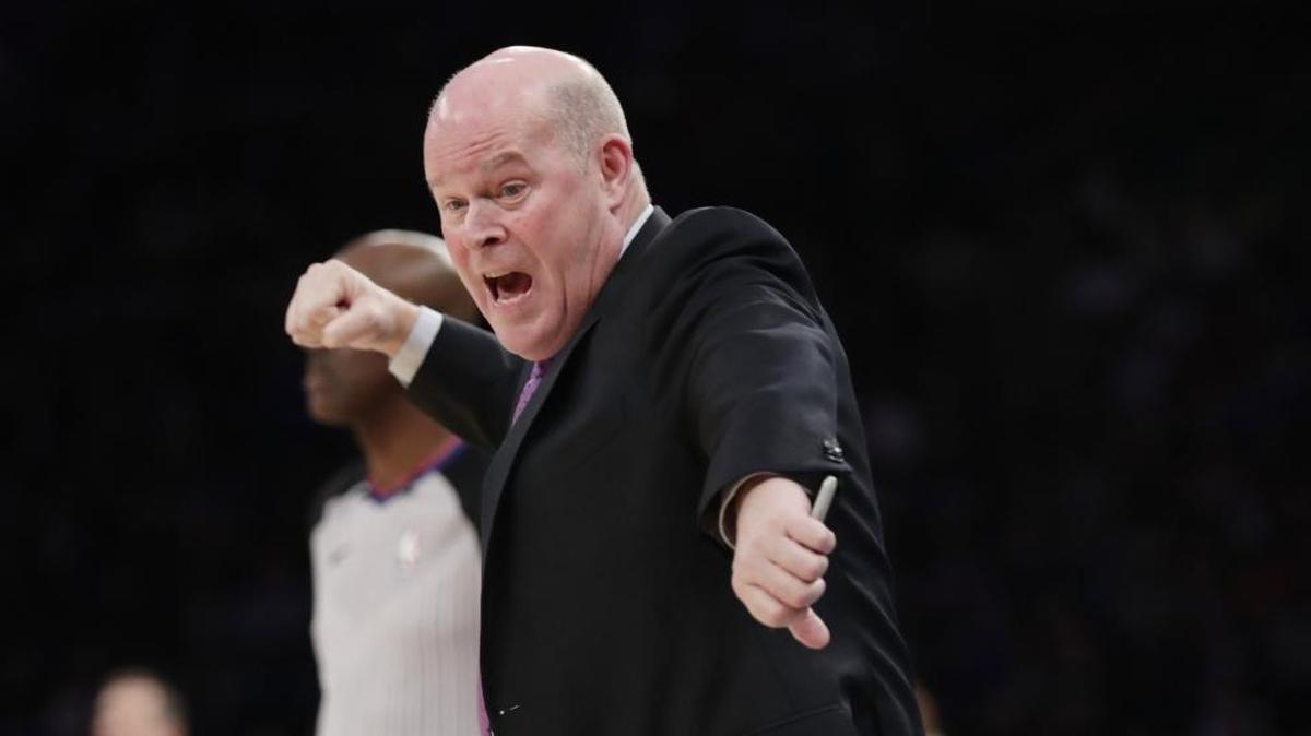 Charlotte coach Steve Clifford reacts to a call during Tuesday’s game against the New York Knicks at Madison Square Garden, where the Hornets blew a 15-point lead en route to losing 118-113.