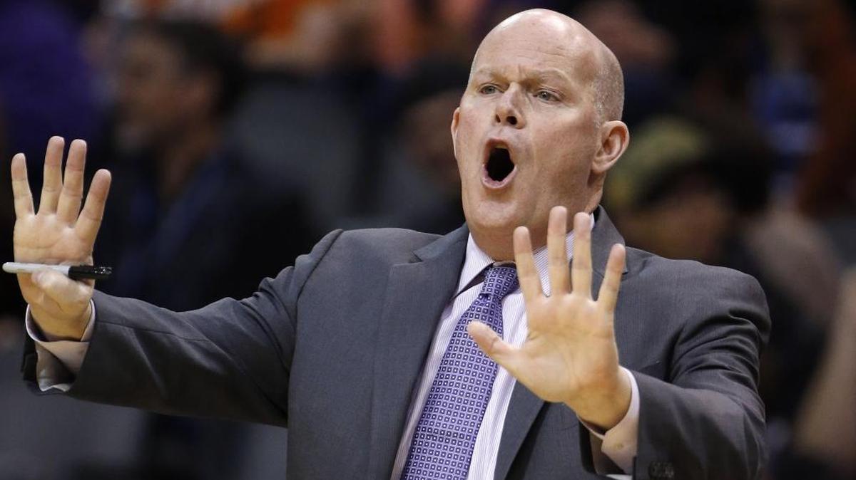 Charlotte Hornets' Steve Clifford shouts instructions to his players during the second half of an NBA basketball game against the Phoenix Suns Wednesday in Phoenix. The Suns defeated the Hornets 111-102.
