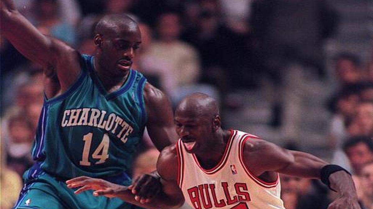 
Now-Charlotte Hornets chairman Michael Jordan  called former Hornets forward Anthony Mason  “one of the toughest competitors of his era.” Mason died Saturday following a battle with heart ailments. He was 48.
