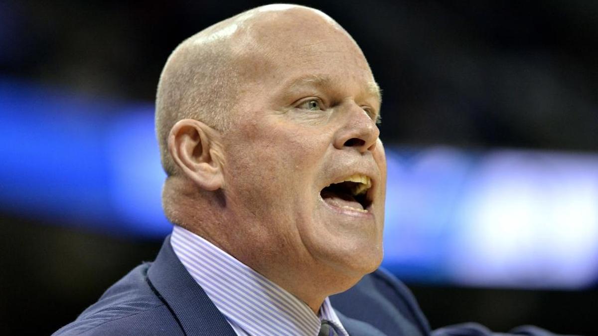 Charlotte Hornets coach Steve Clifford said he’ll lean toward experience to break a five-game losing streak: “This isn’t the time for guys to grow up; either they’re ready to play or they’re not.”