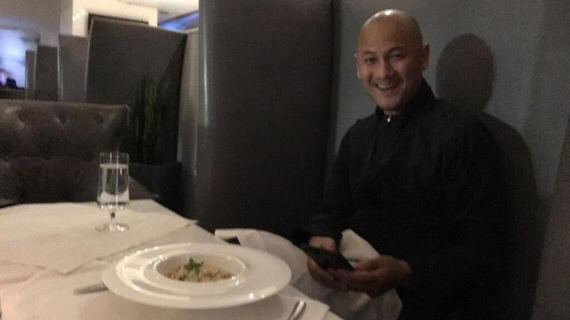Hornets GM Rich Cho knows basketball ... and the best places to eat on the road, too