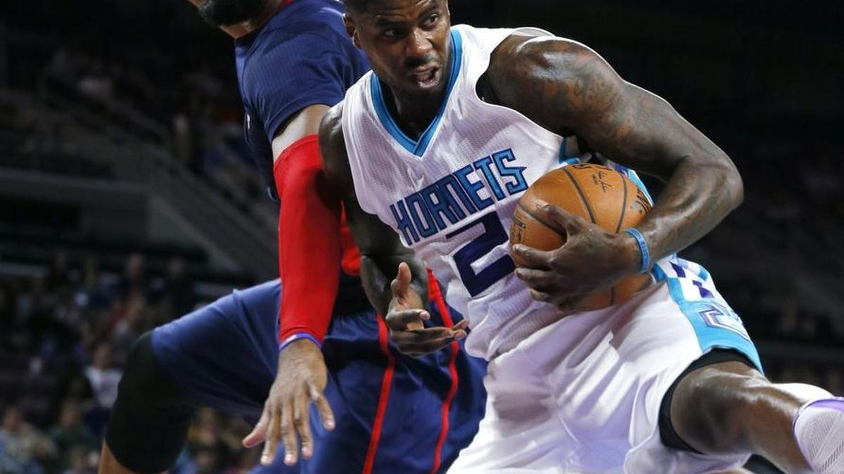 
Marvin Williams (2) could play more small forward this season as a result of Michael Kidd-Gilchrist’s shoulder surgery.
