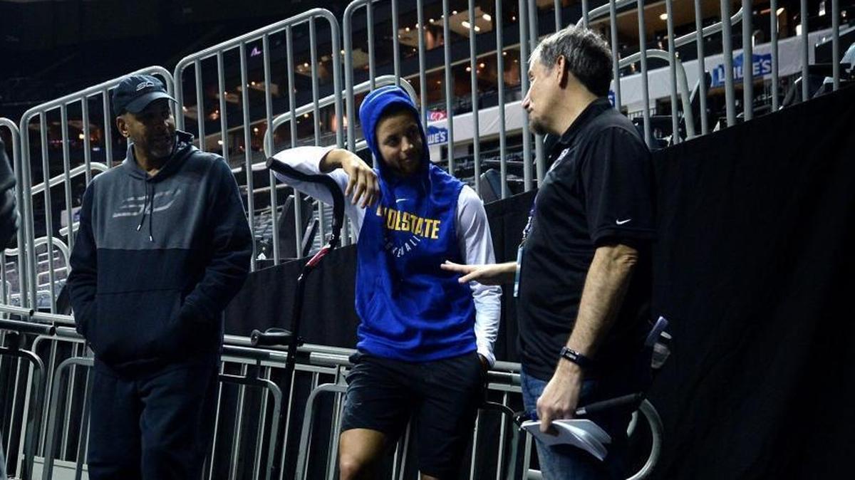The Golden State Warriors did not need Stephen Curry, center, to topple the Charlotte Hornets 101-87 on Wednesday. Nor did they need his replacement to try to mimic him. Above, Curry, center, waits off the court at the Spectrum Center with his father, Dell Curry, left.