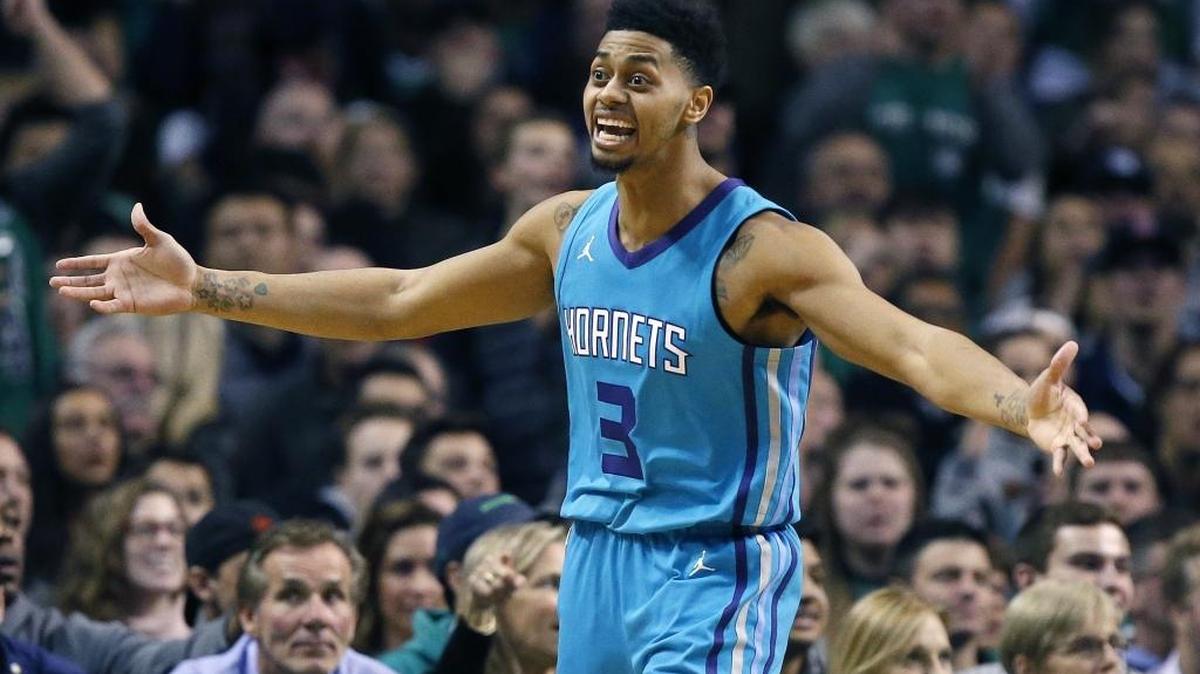 Charlotte Hornets' Jeremy Lamb (3) left Saturday’s game against the Los Angeles Clippers with right hamstring tightness. Lamb participated in shootaround Monday morning, and expects to play versus the Minnesota Timberwolves.