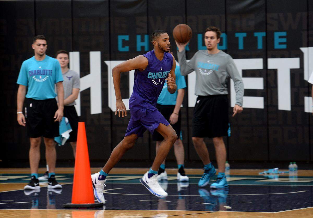 Mikal Bridges, a candidate for Charlotte Hornets at No. 11 in the NBA draft, in action at a Saturday workout