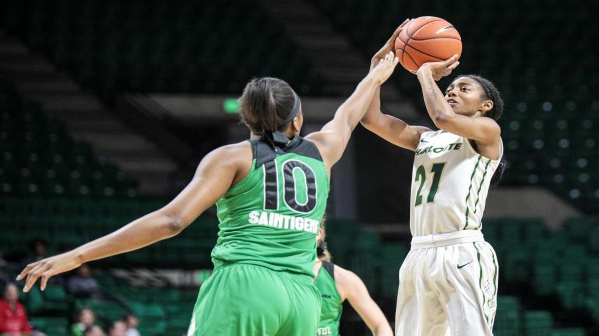 Charlotte senior guard Lefty Webster (21) led the 49ers with a near triple-double effort – 12 points, nine rebounds and nine assists – in Wednesday’s Conference USA tournament game in Birmingham, Ala. The 49ers beat Marshall 71-66 and will play Louisiana Tech on Thursday at 4 p.m.