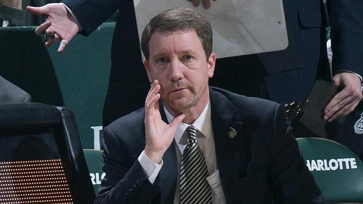 Charlotte 49ers interim men’s basketball coach Houston Fancher inherited a team that was 3-6. They’re 2-3 under Fancher, all five games coming on the road. The players say Fancher has instilled confidence..