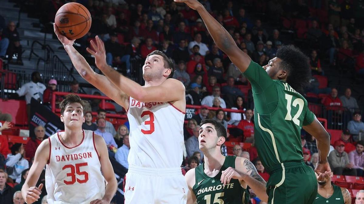 Davidson’s Jon Axel Gudmundsson scored 20 points and had 10 rebounds and four assists against the Charlotte 49ers on Tuesday.