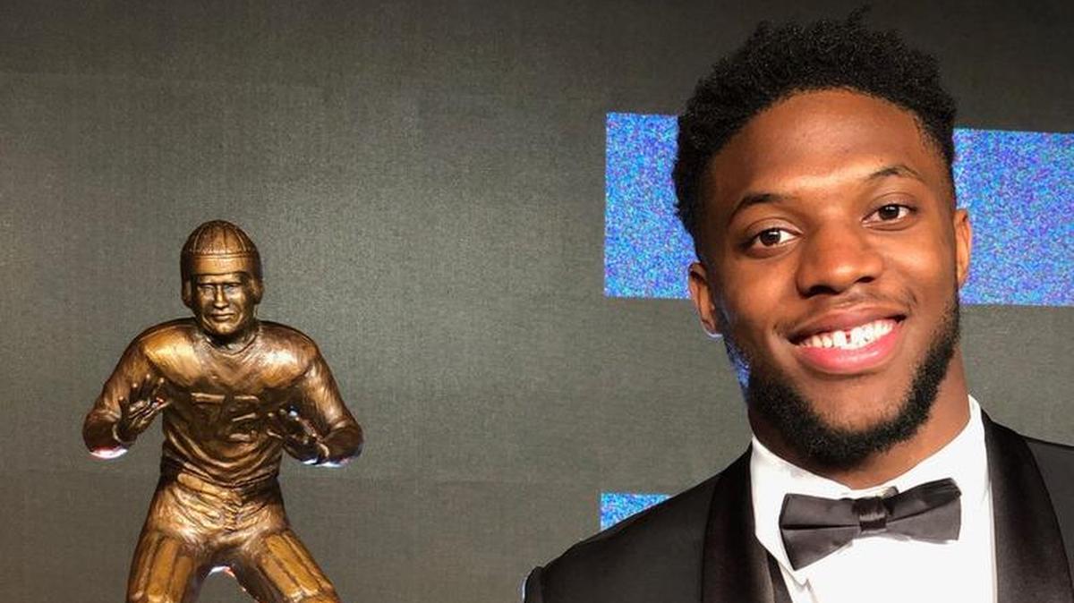 Kentucky linebacker Josh Allen is the winner of this year’s Bronko Nagurski Trophy.