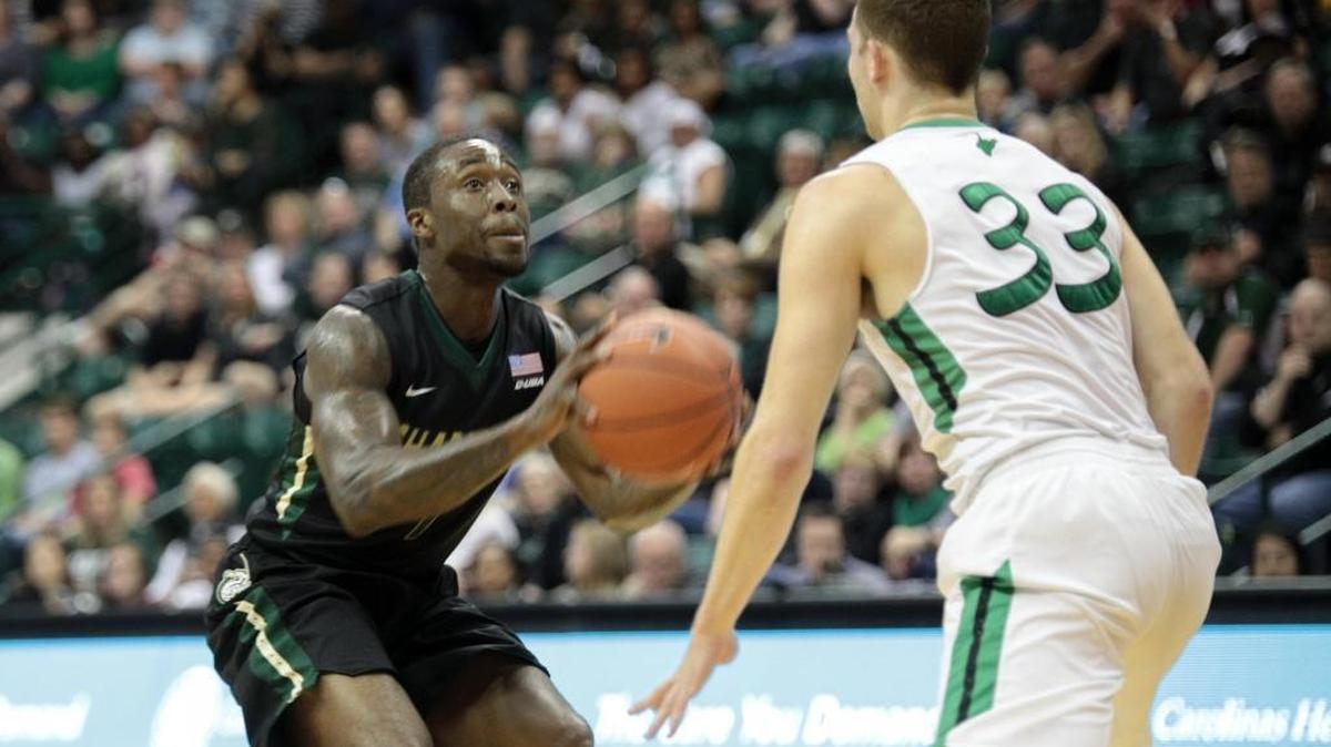 Charlotte senior guard Braxton Ogbueze (left) and the 49ers will conclude their regular season with Texas-San Antonio on Thursday and Texas-El Paso on Saturday.