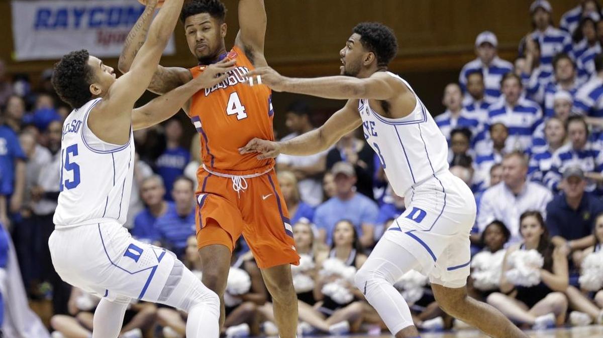 Clemson guard Shelton Mitchell (center), a former standout at Cuthbertson High, scored 23 points in Saturday’s 64-62 loss at Duke. Tuesday, Clemson will play host to Wake Forest.