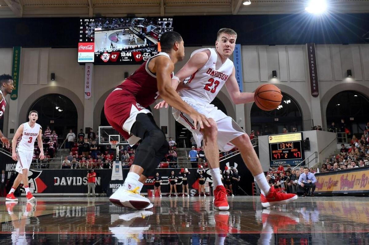 Davidson senior forward Peyton Aldridge (right) brought toughness to the Wildcats’ lineup.
