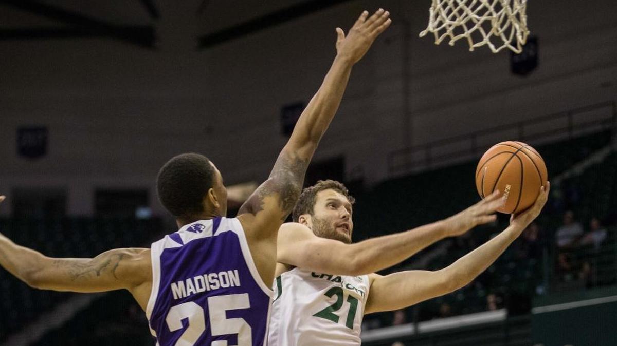 Hudson Price (21) was the Charlotte 49ers’ leading rebounder and 3-point shooter before he decided to leave the program following his father Mark Price’s firing as head coach.