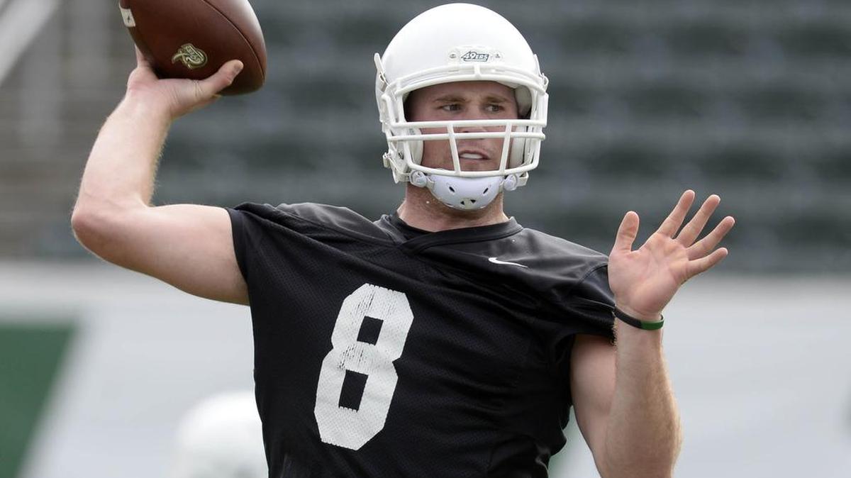 
Matt Johnson (8), who has been the Charlotte 49ers’ starting quarterback for most of two seasons, is having to compete for the starting job with junior Lee McNeill and promising redshirt freshman Brooks Barden. Johnson is doing so with a great deal of maturity and self-awareness.


