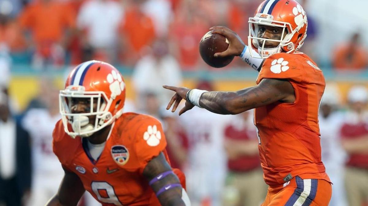 Deshaun Watson #4 of the Clemson Tigers throws a pass against the Oklahoma Sooners in the second quarter during the 2015 Capital One Orange Bowl at Sun Life Stadium on December 31, 2015 in Miami Gardens, Florida.