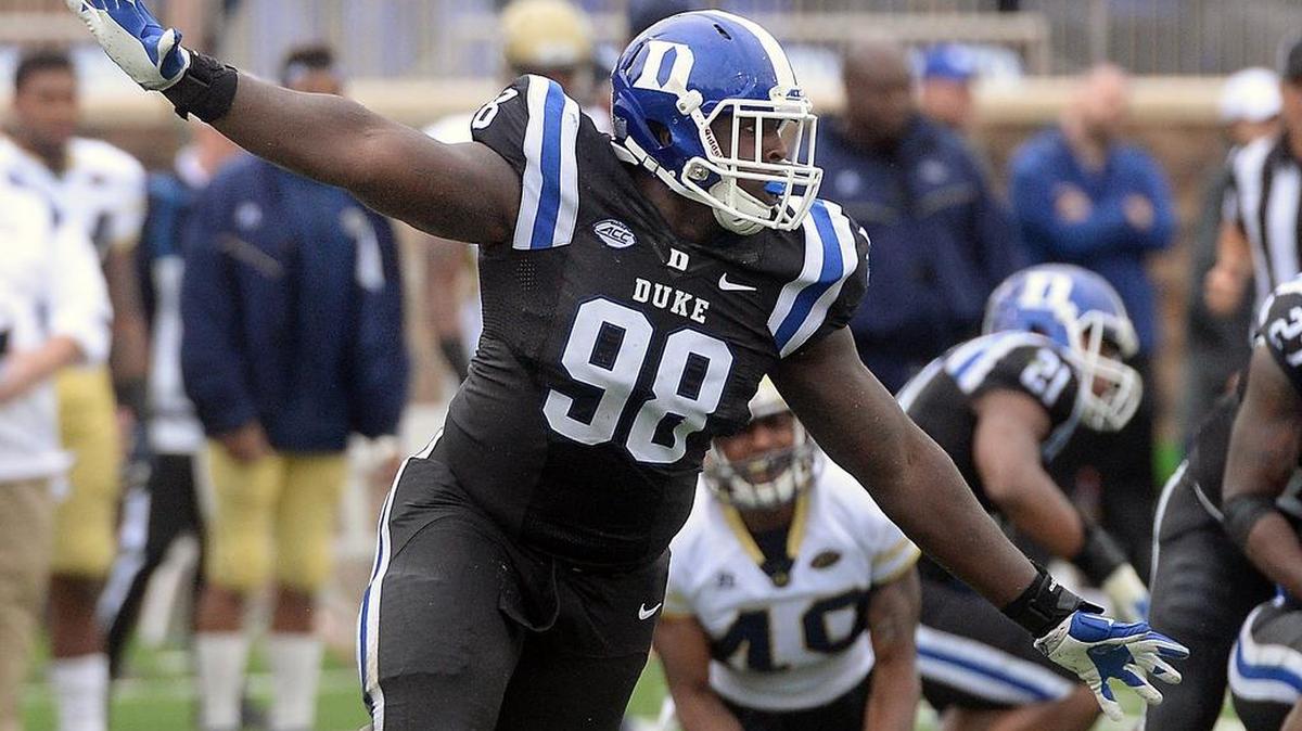 
Duke defensive tackle Carlos Wray (98) swoops towards the Duke bench after Georgia Tech fumbled the ball late in the fourth quarter during Duke’s 34-20 Saturday, September 26, 2015 at Wallace Wade Stadium in Durham.
