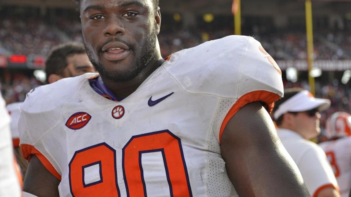 Clemson defensive end Shaq Lawson is still feeling pain from a sprained left knee suffered in the Orange Bowl victory over Oklahoma.