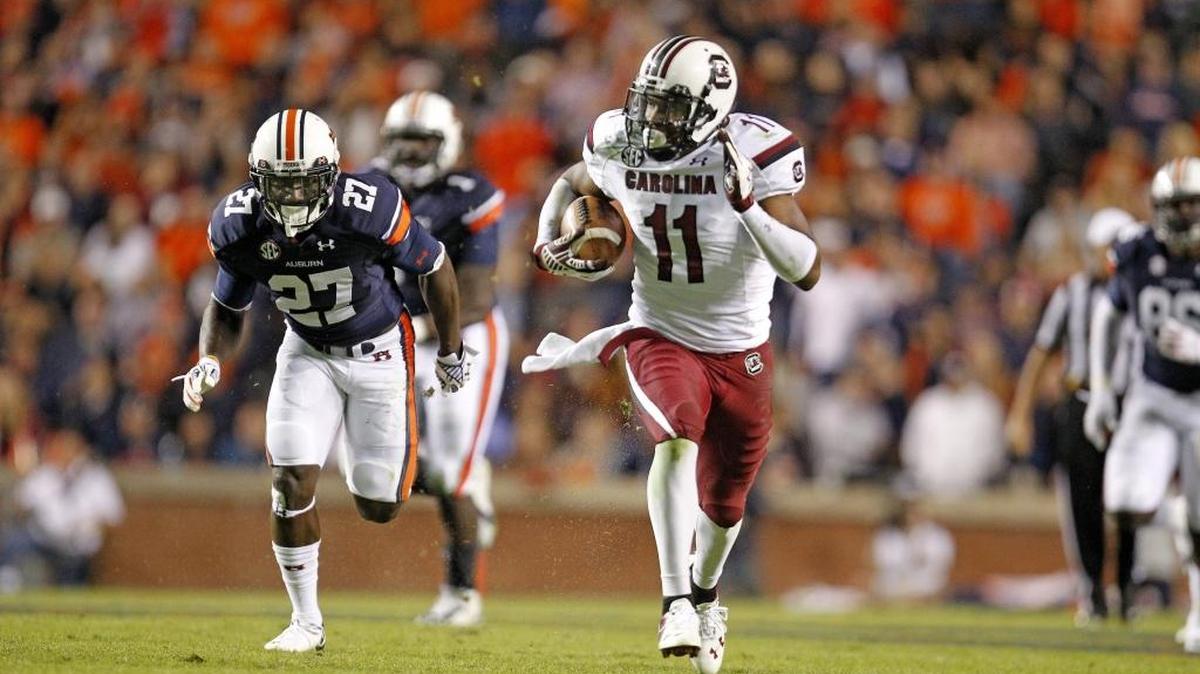 
South Carolina Gamecocks wide receiver Pharoh Cooper represents the Gamecocks’ biggest big-play threat. He set the school record last season for receiving yards in a single game (233) and he finished with 1,136 receiving yards – third most in school history.


