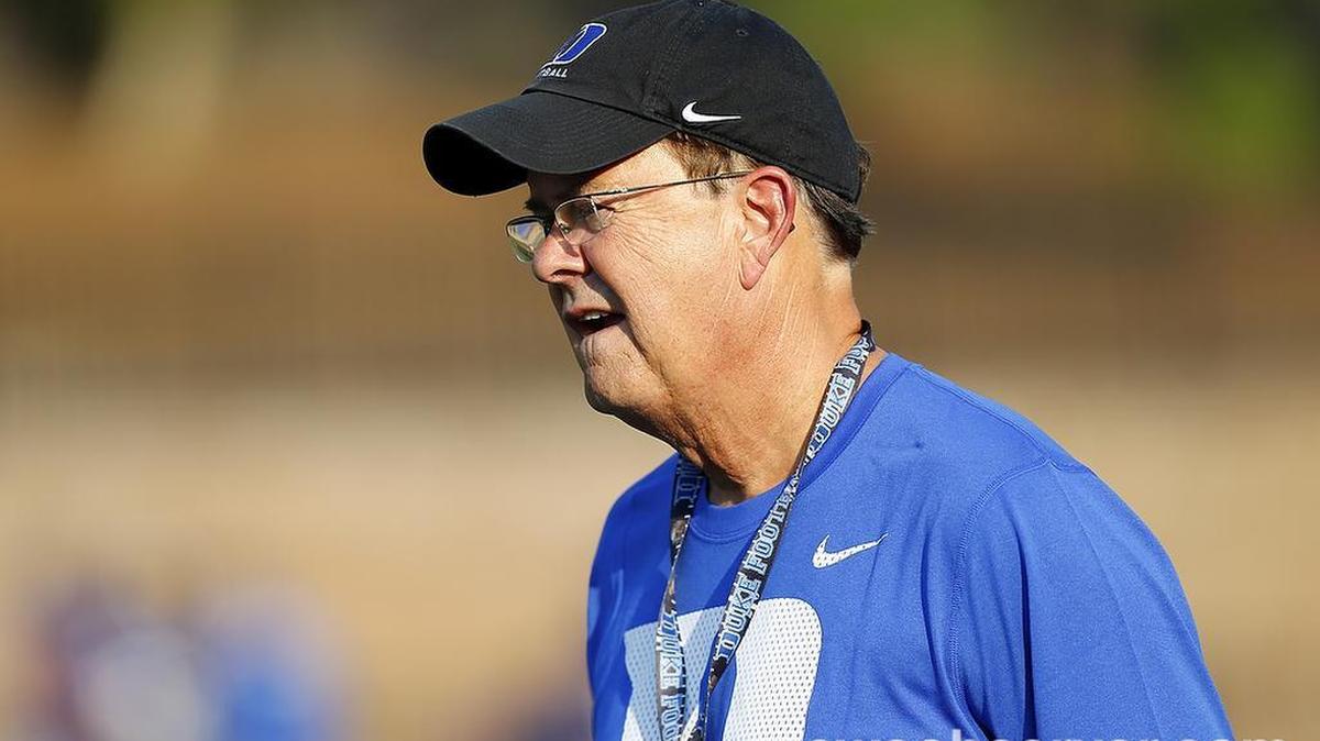 
Head coach David Cutcliffe watches the action. 
