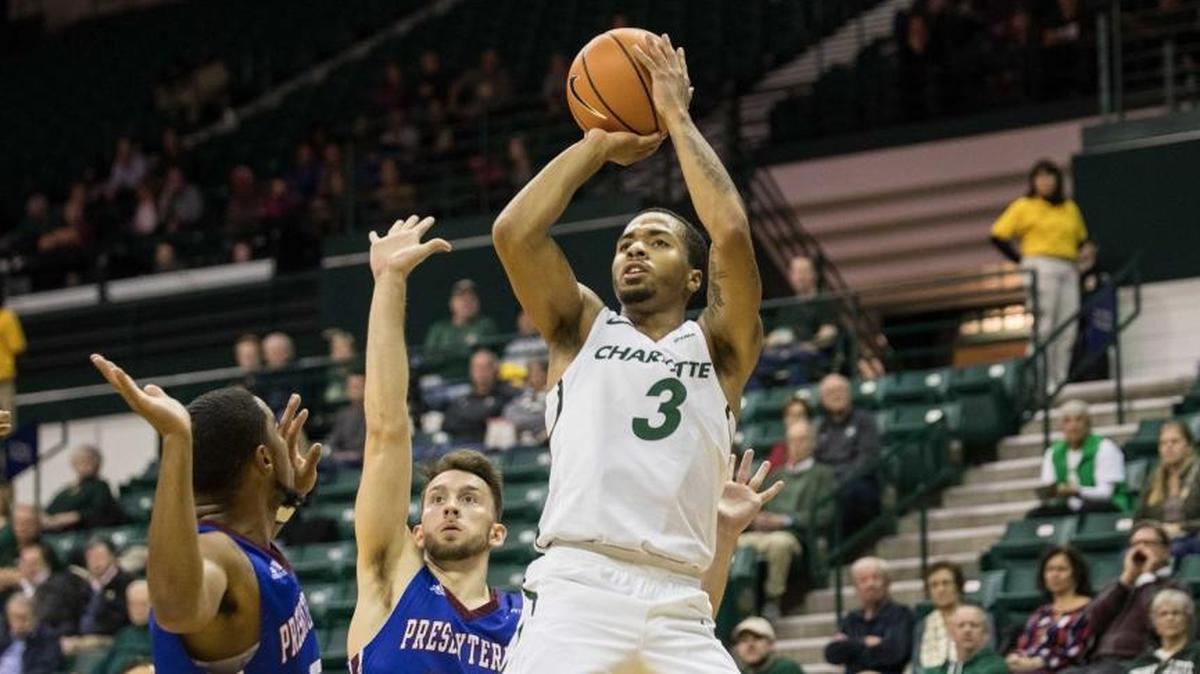Charlotte junior point guard Jon Davis scored 24 points to lead the 49ers over Presbyterian 83-74.